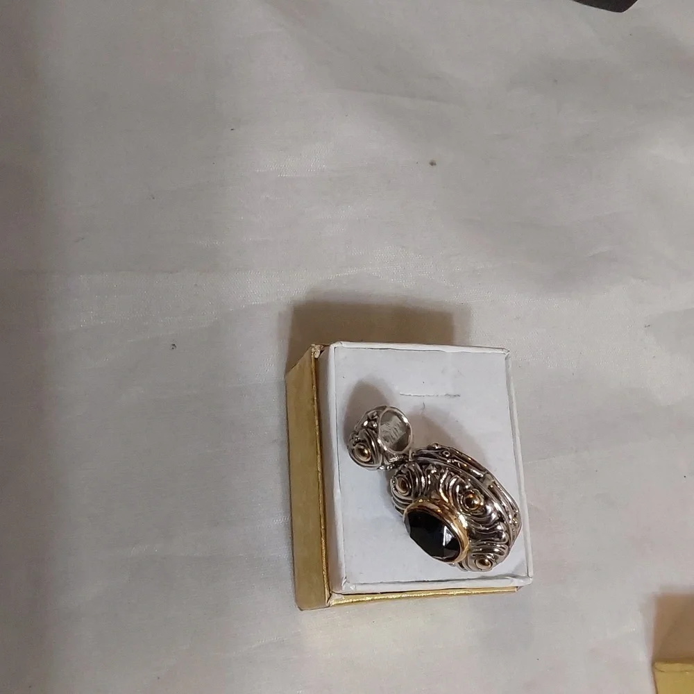 Vintage  GOLD, SILVER, GOLD & BLACK‎ ONYX